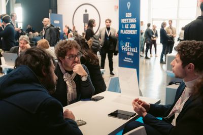 Organize B2B meetings